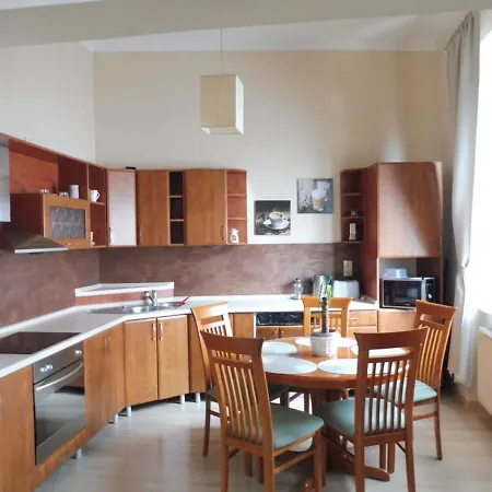 M10 Old Town Appartamento