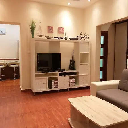 Apartment M10 Old Town *